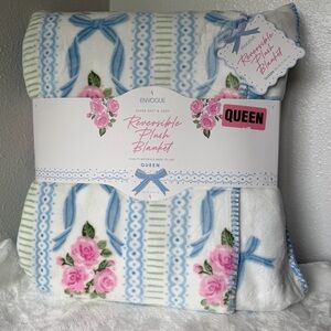 EnVogue loveshackfancy inspired coquette pink rose cottage chic soft plush throw